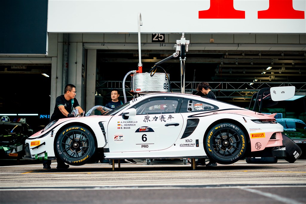 Bastian Buus vil sikre Porsche-sejr i historisk Suzuka-løb.
(Foto: Origine Motorsport)
